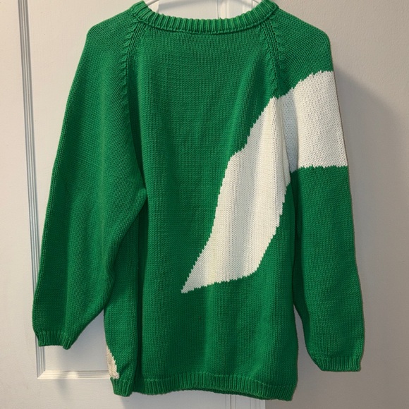 Vintage Green Wave-Stripe Crewneck Sweater with Front Pocket - Picture 3 of 3